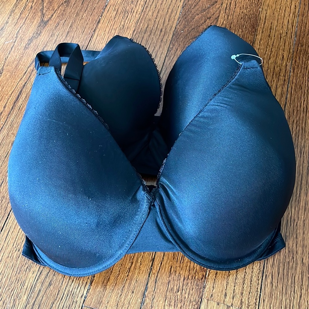 Motherhood Maternity Black underwire nursing bras